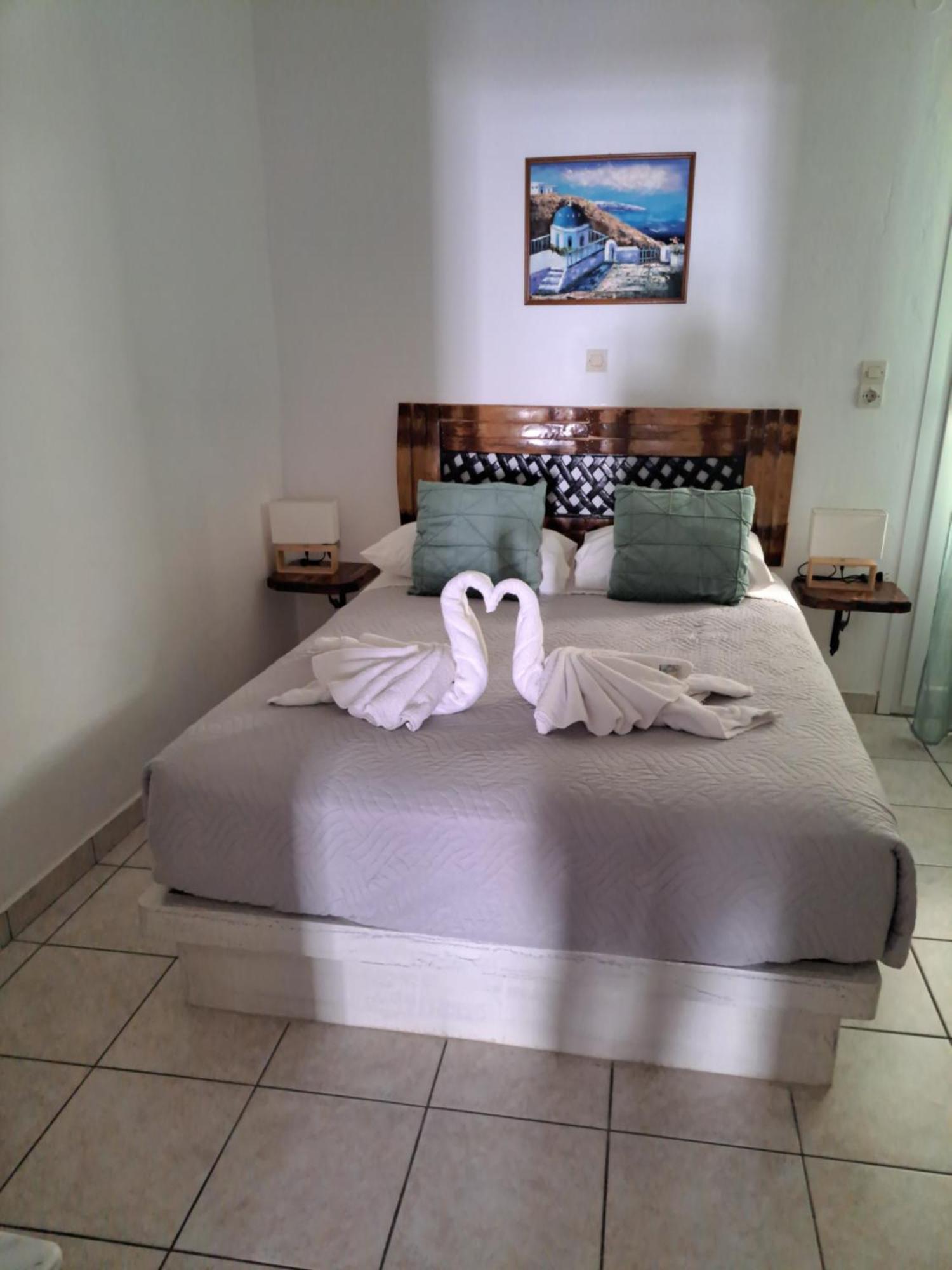 Stella 招待所 Karterados (Santorini)